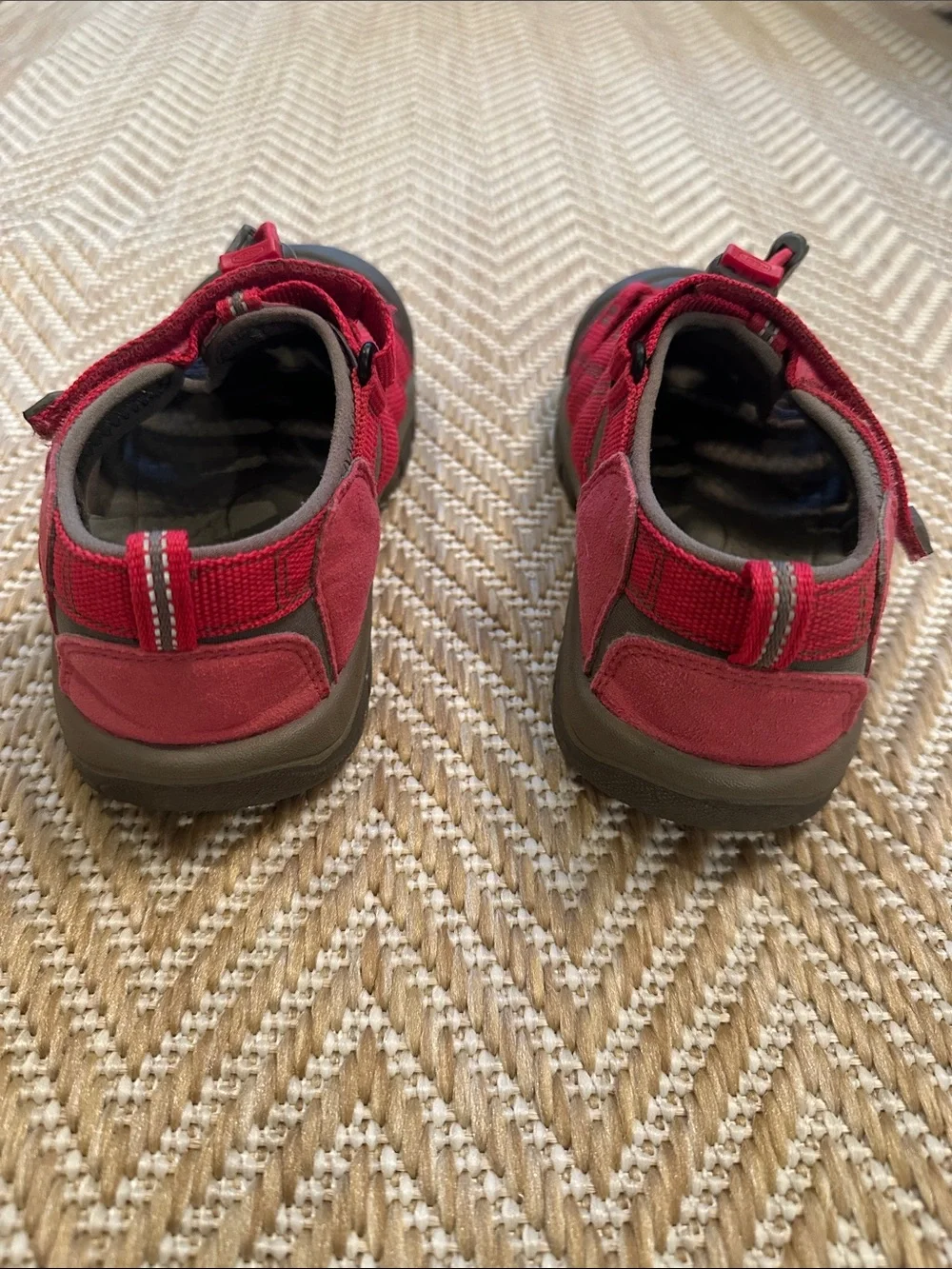 Keen youth Newport H2 sandal water sports size 2